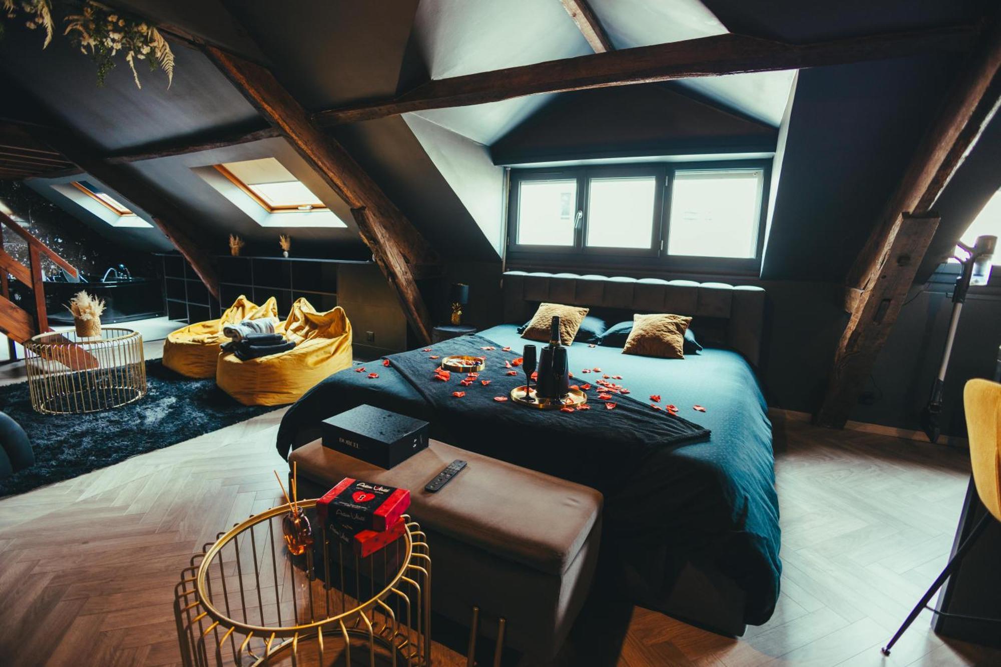La Marble Room - Suite Balneo & Sauna 앙제 외부 사진