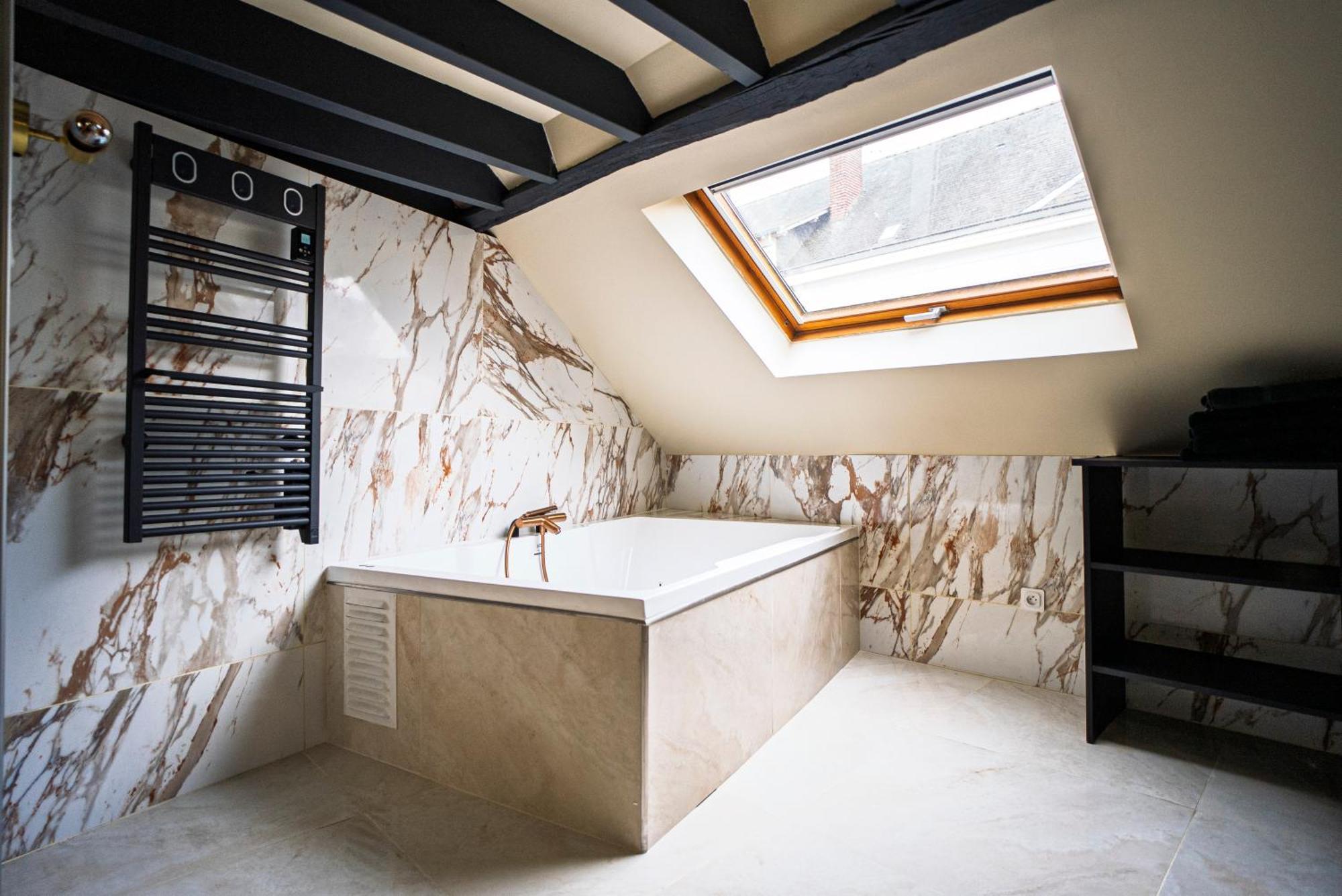 La Marble Room - Suite Balneo & Sauna 앙제 외부 사진